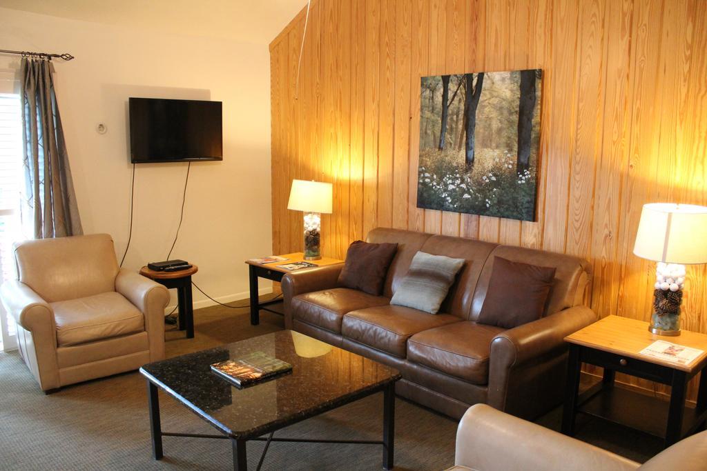 Crown Colony Villas Лафкін Екстер'єр фото